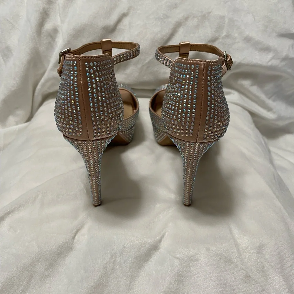 Gianni Bini Size 7.5 Rhinestone  Stiletto Heel .. - Picture 3 of 5